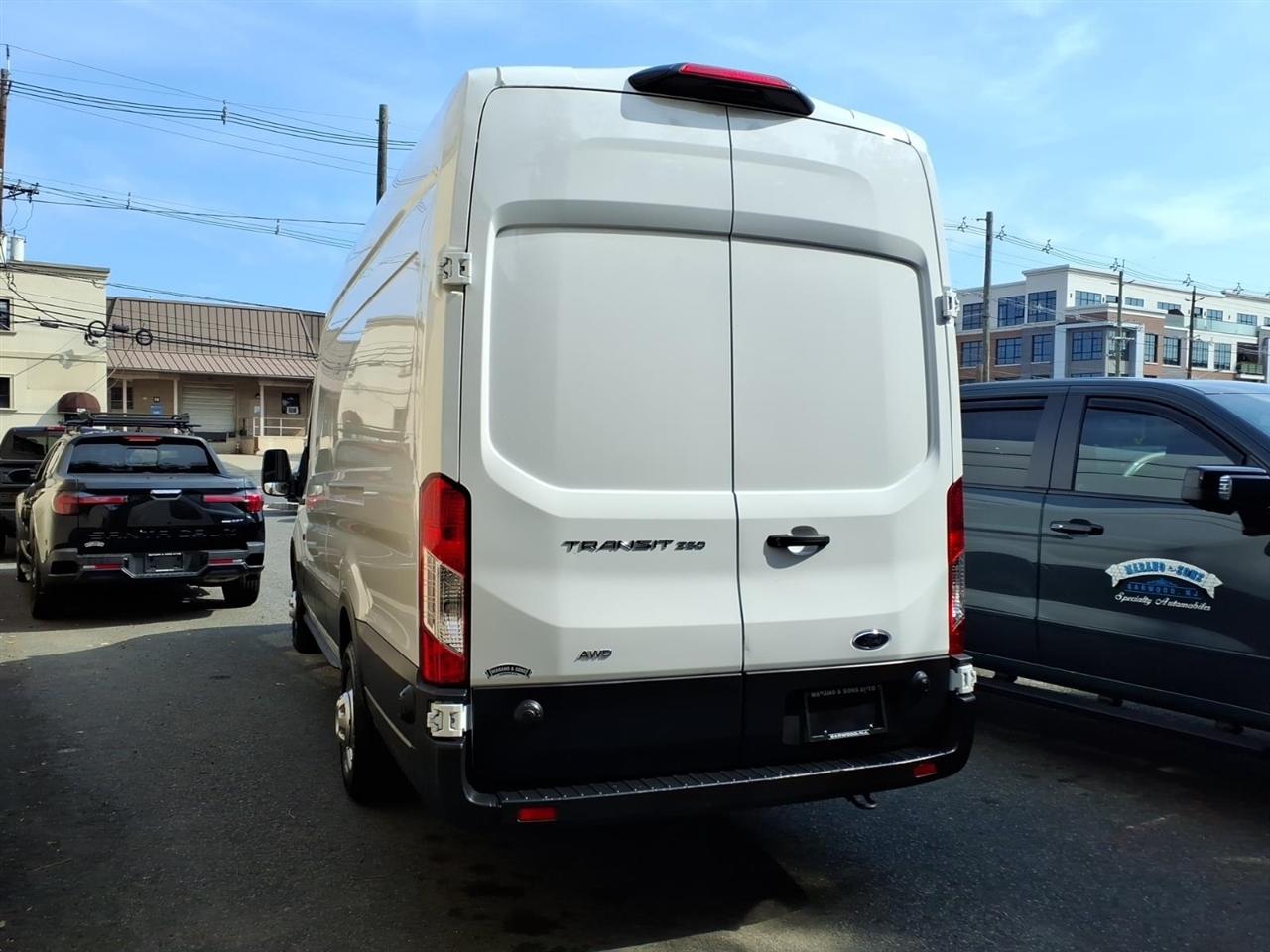 Ford Transit Cargo Van T-250 148" EL Hi Rf 9070 GVWR AWD 2025
