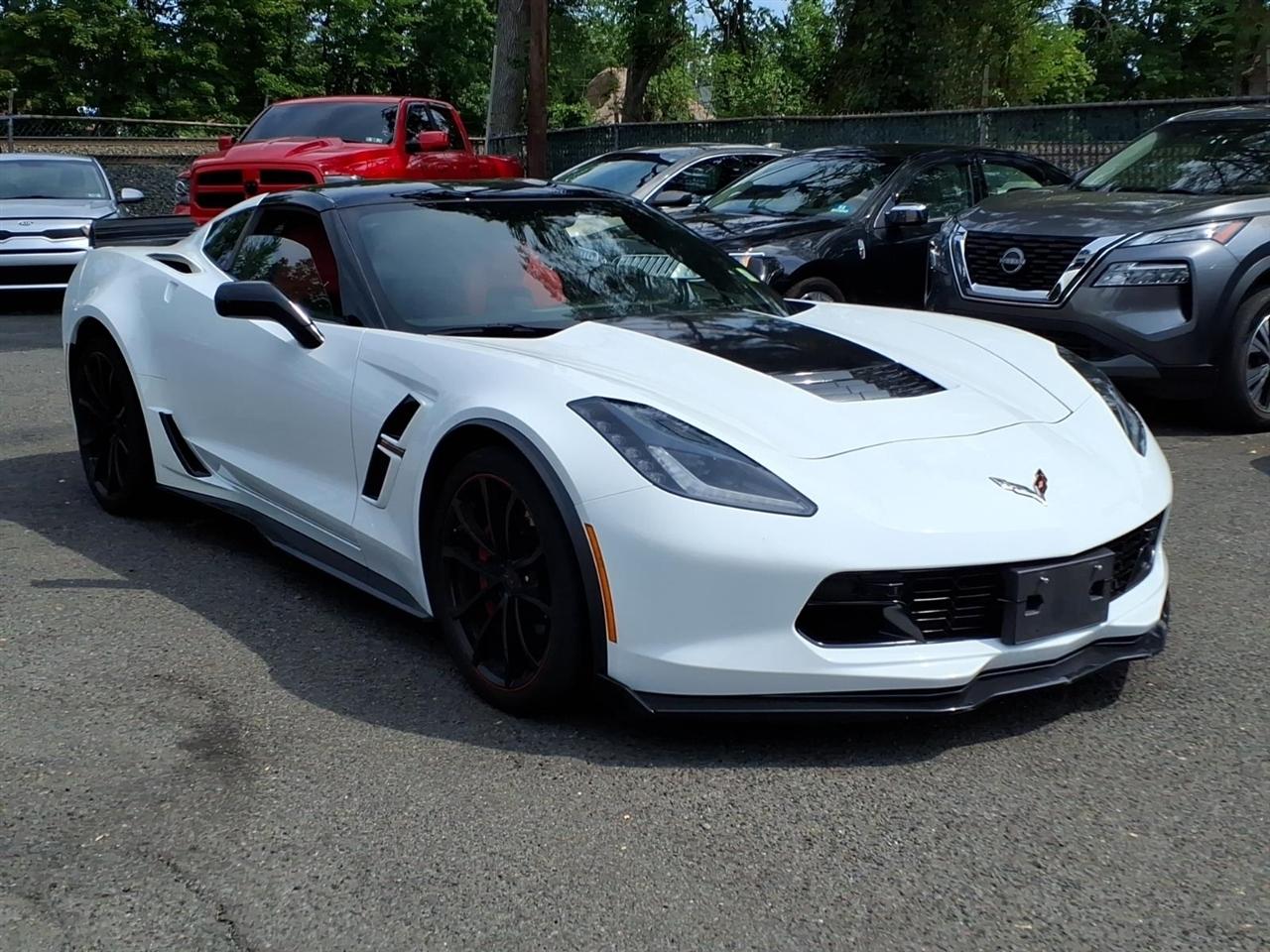 Chevrolet Corvette 2dr Grand Sport Cpe w/2LT 2017