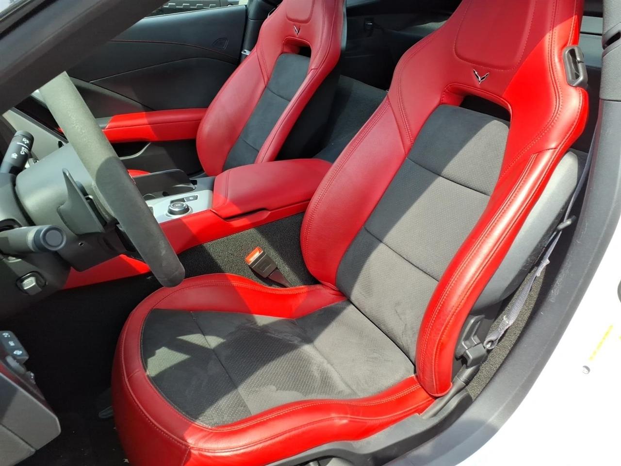 Chevrolet Corvette 2dr Grand Sport Cpe w/2LT 2017
