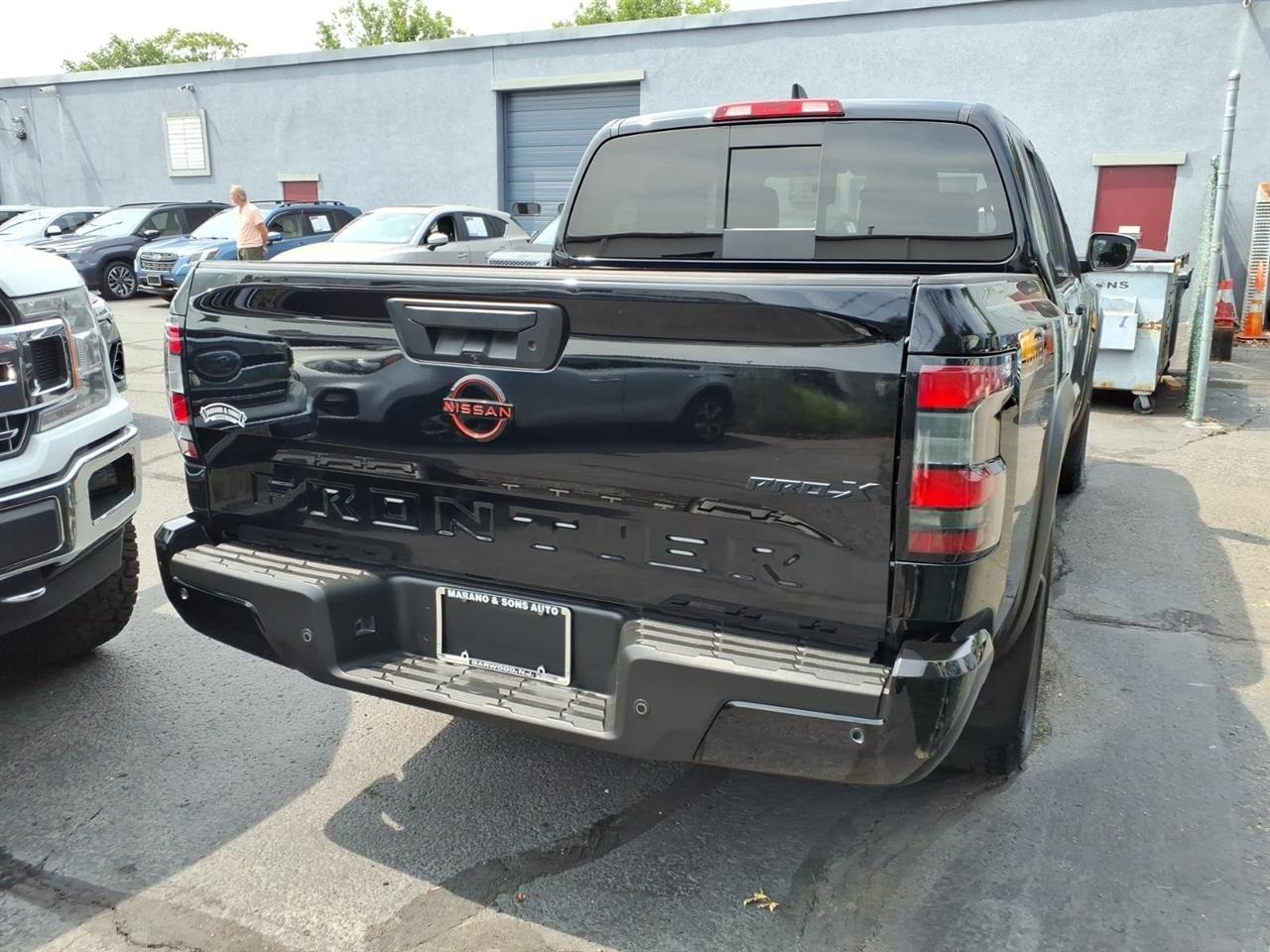 Nissan Frontier Crew Cab 4x2 PRO-X 2024