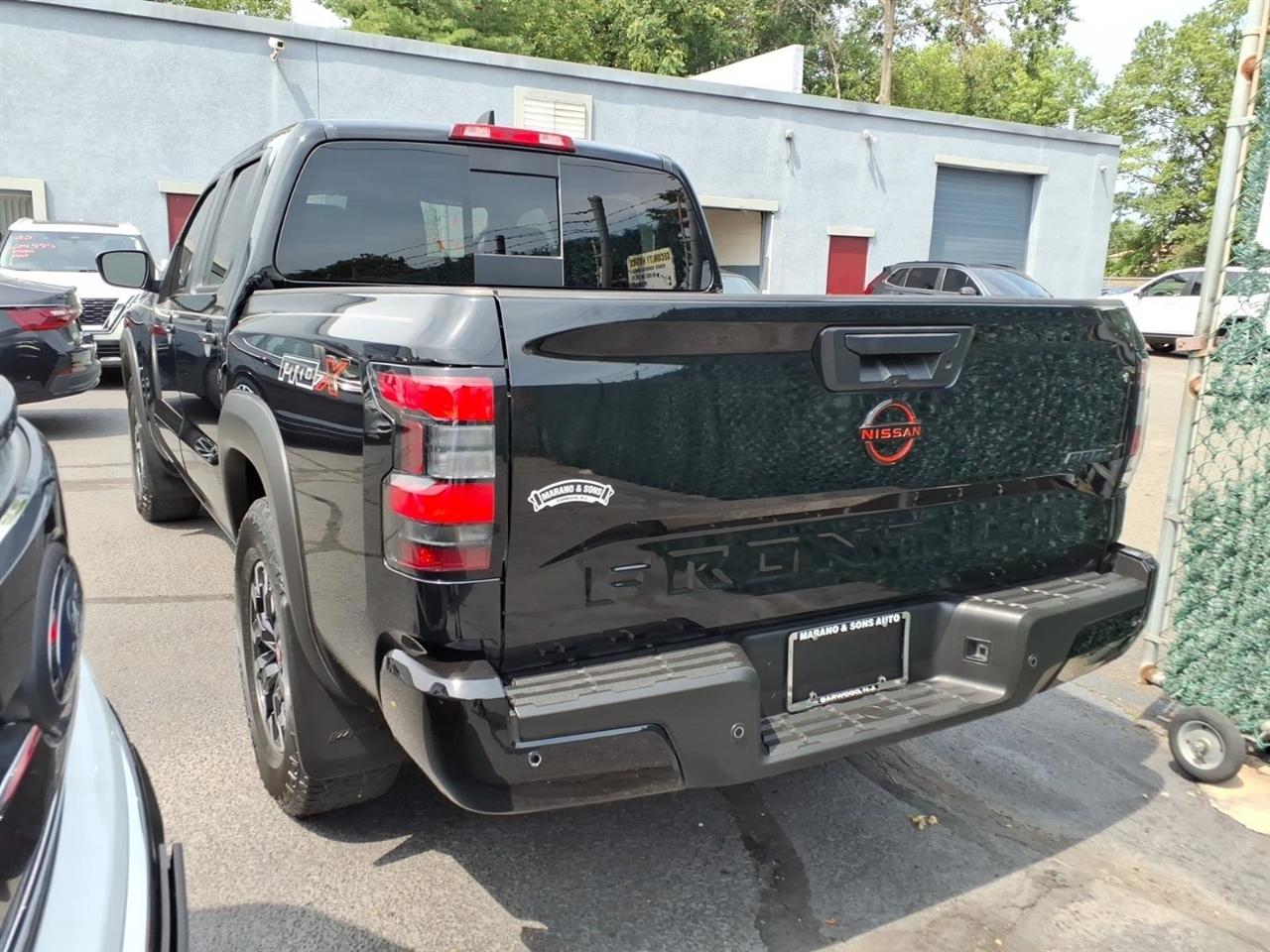 Nissan Frontier Crew Cab 4x2 PRO-X 2024
