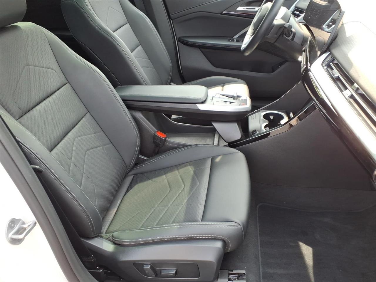 BMW X2 xDrive28i Sports Activity Coupe 2026