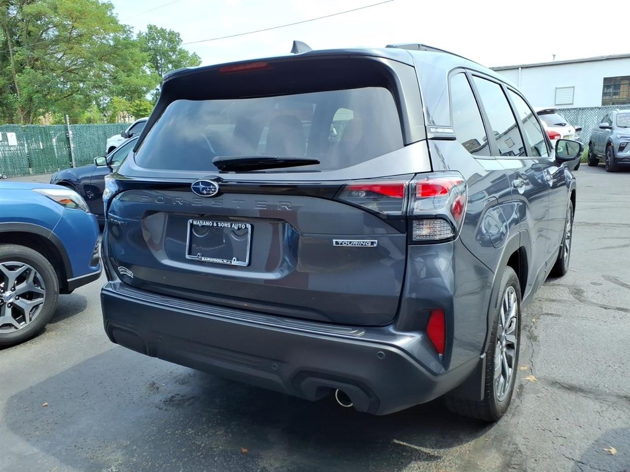 Subaru Forester Touring AWD 2025