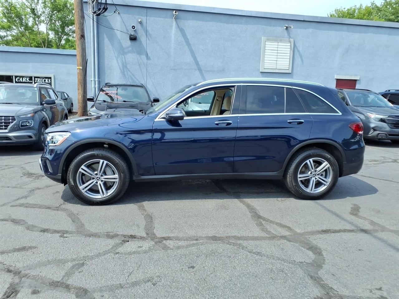 Mercedes-Benz GLC GLC 300 4MATIC SUV 2022