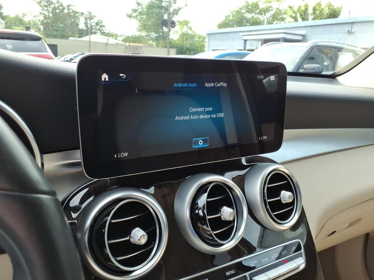 Mercedes-Benz GLC GLC 300 4MATIC SUV 2022