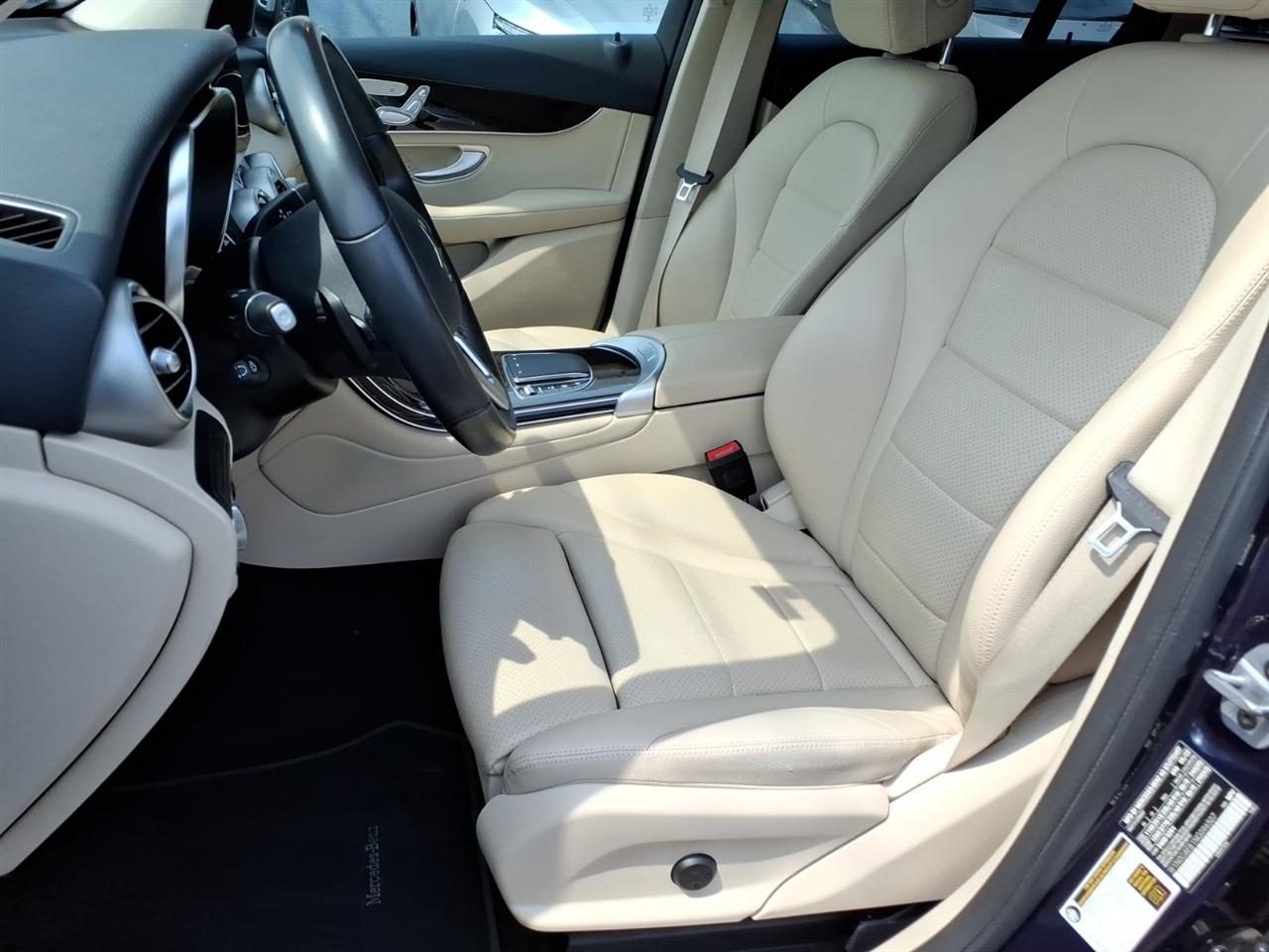 Mercedes-Benz GLC GLC 300 4MATIC SUV 2022