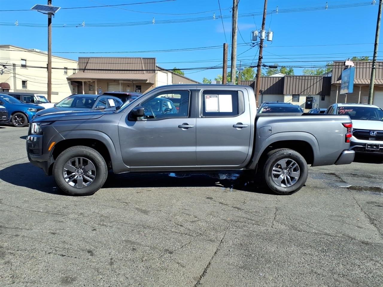 Nissan Frontier Crew Cab 4x4 SV 2026