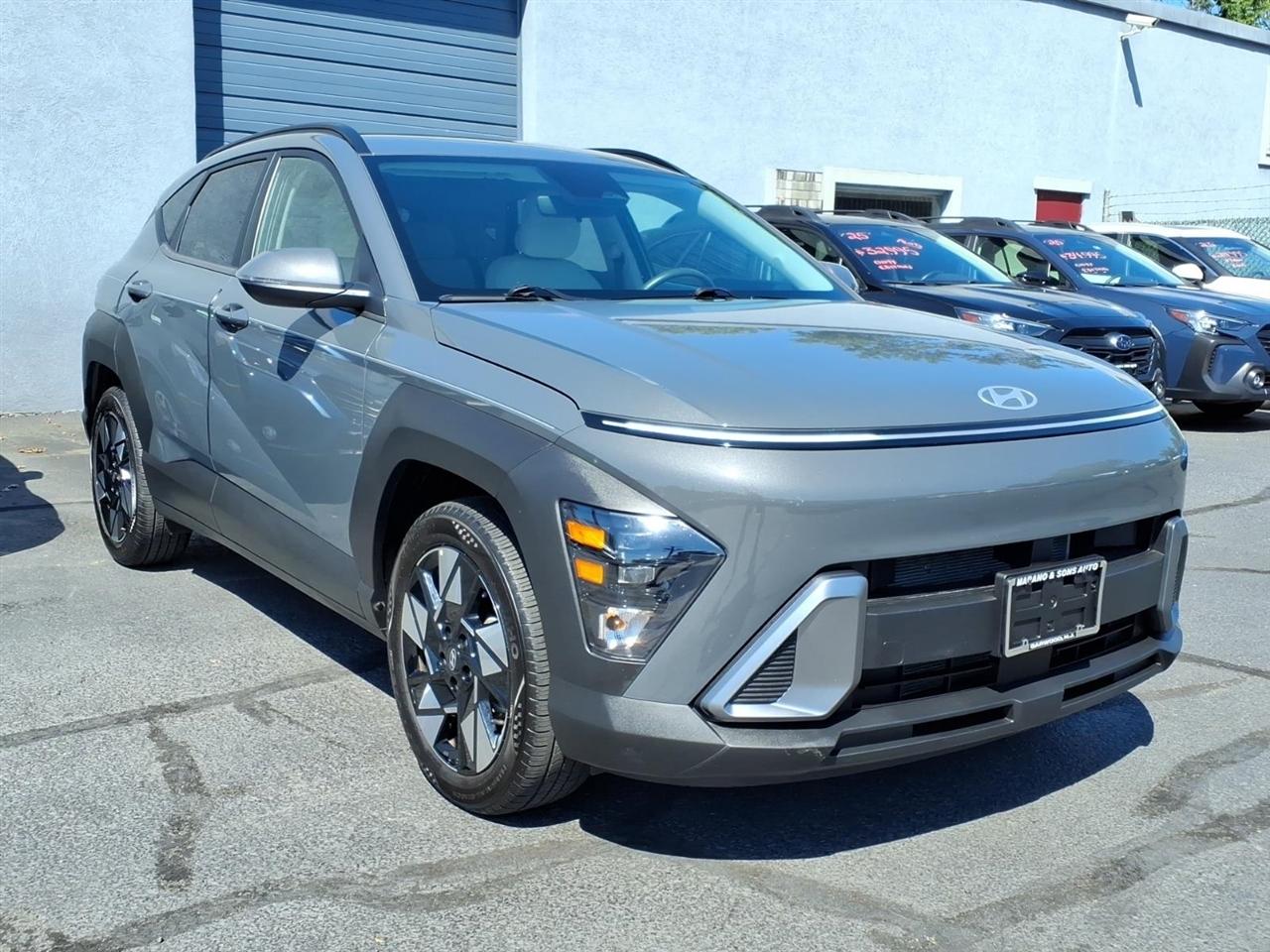 Hyundai Kona SEL FWD 2025