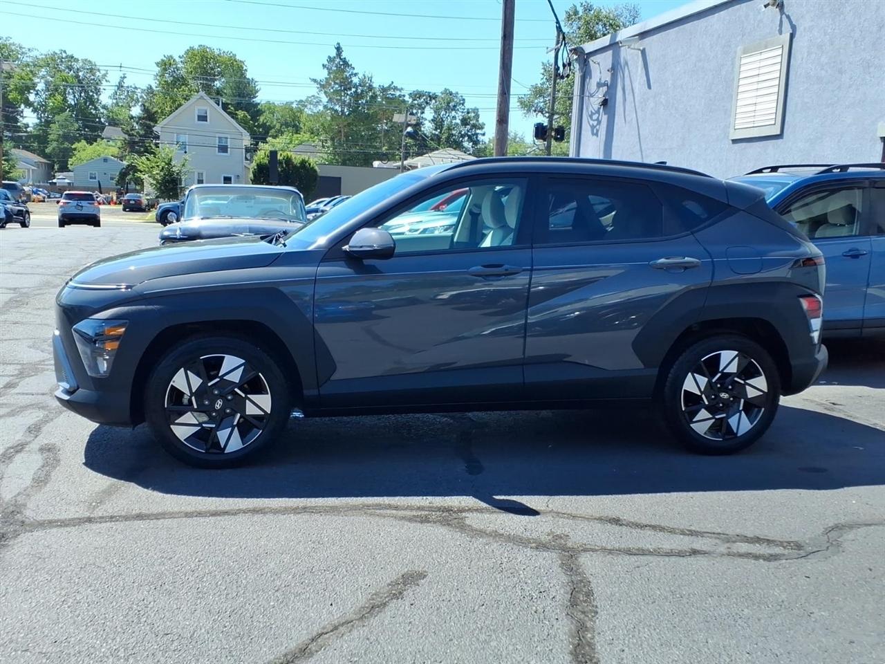 Hyundai Kona SEL FWD 2025