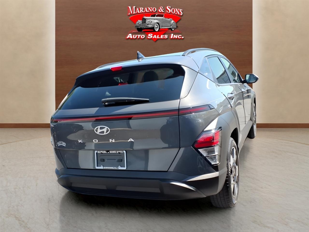 Hyundai Kona SEL FWD 2025