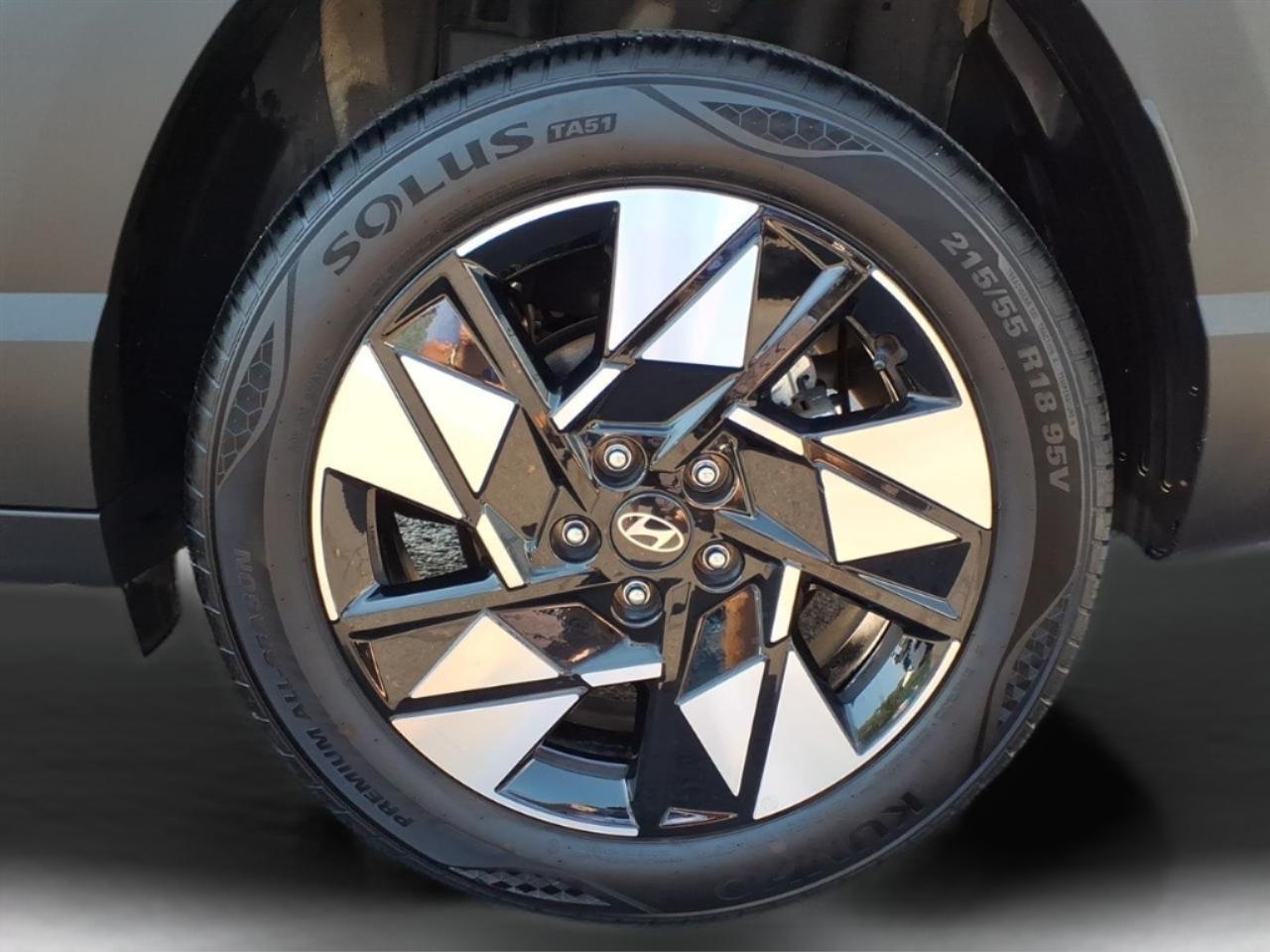 Hyundai Kona SEL FWD 2025
