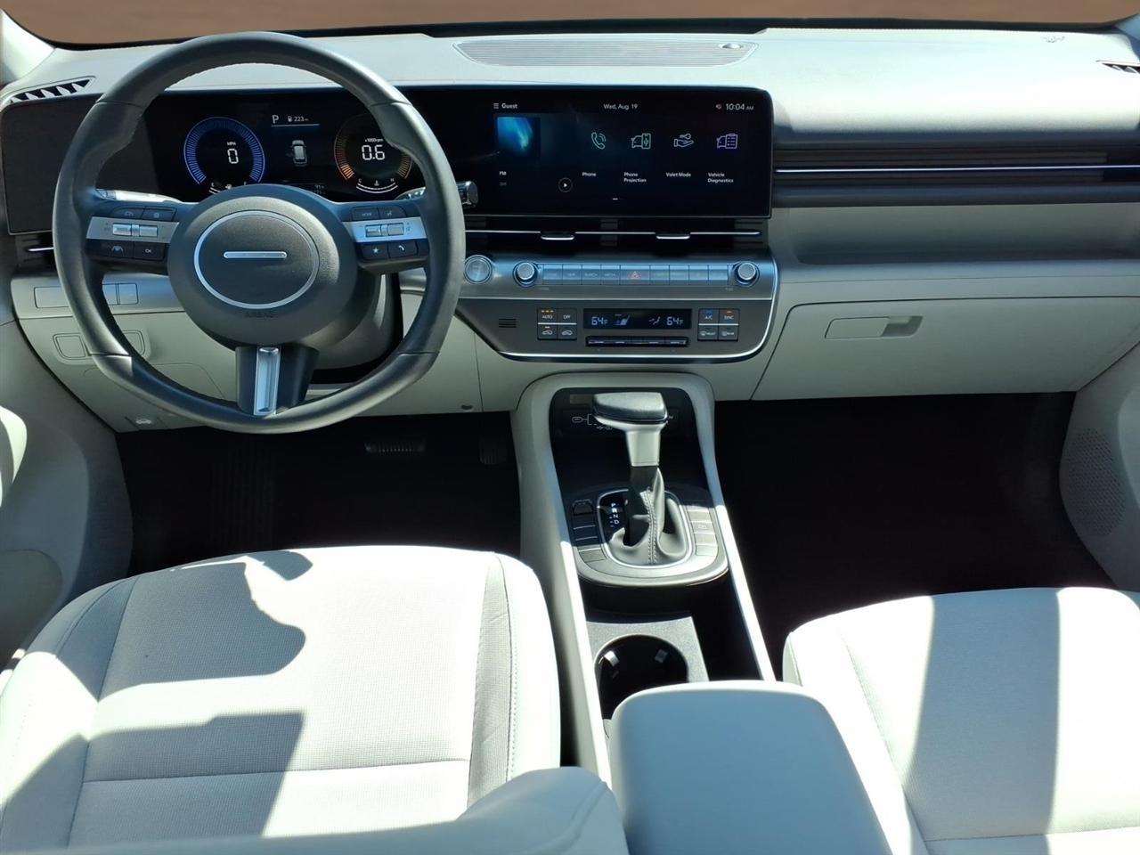 Hyundai Kona SEL FWD 2025