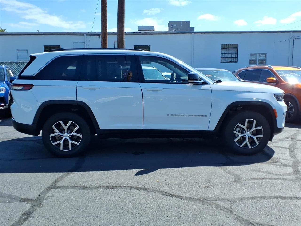 Jeep Grand Cherokee Limited 4x4 2023