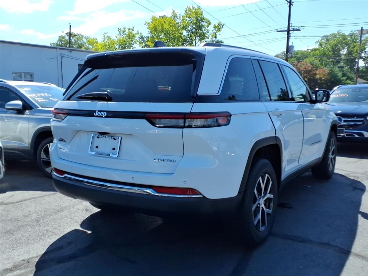 Jeep Grand Cherokee Limited 4x4 2023