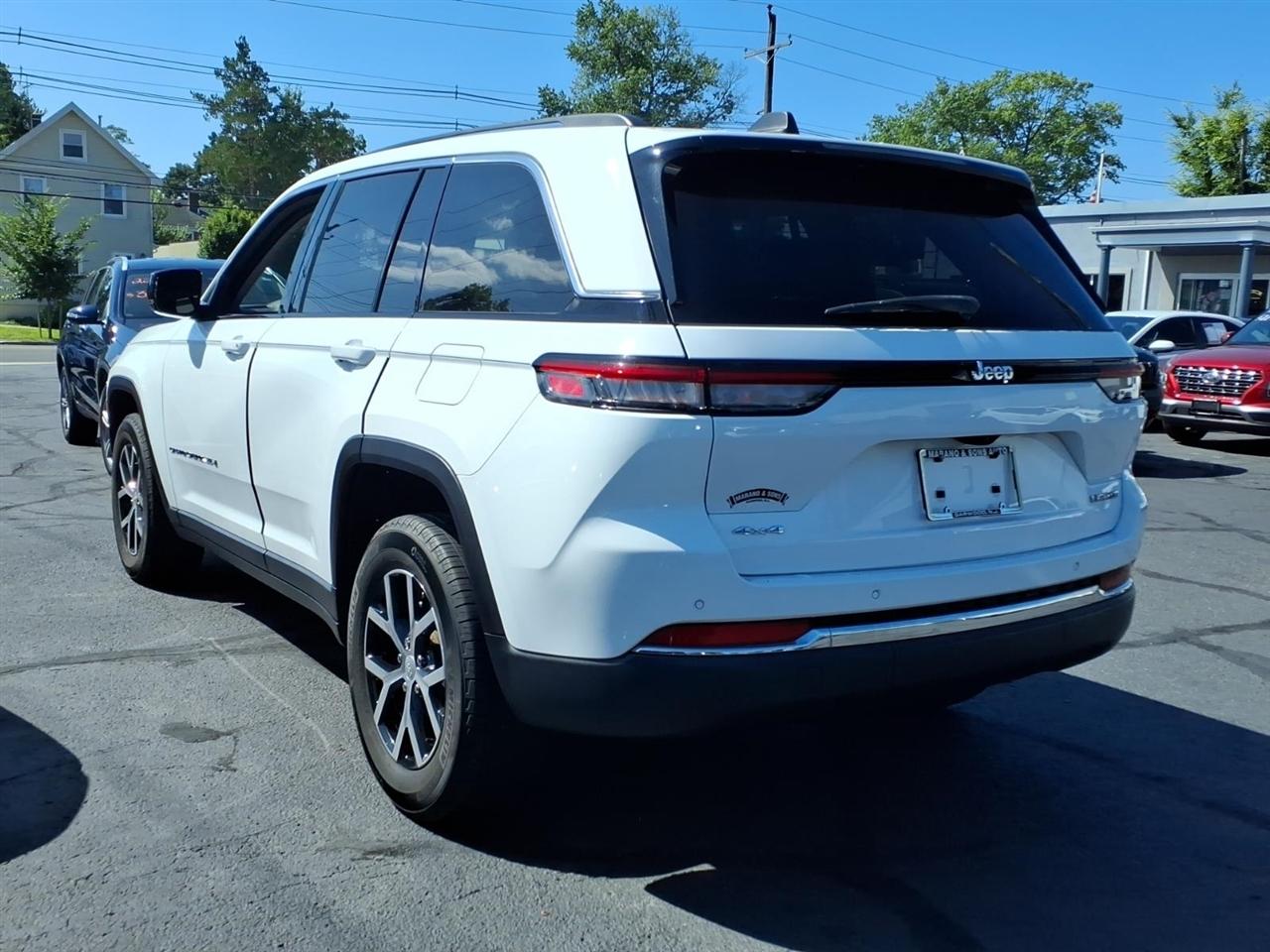 Jeep Grand Cherokee Limited 4x4 2023