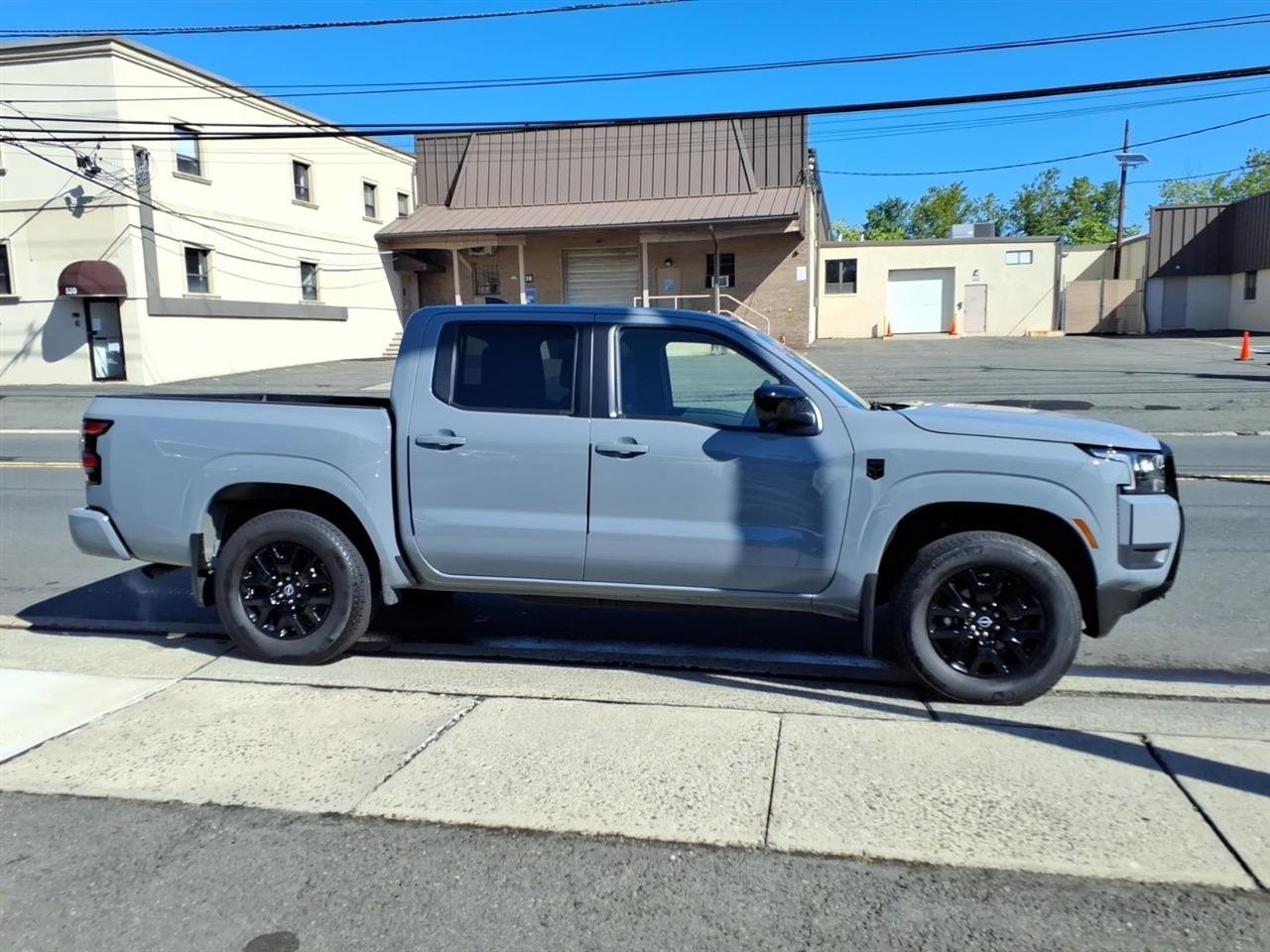 Nissan Frontier Crew Cab 4x4 SV 2026