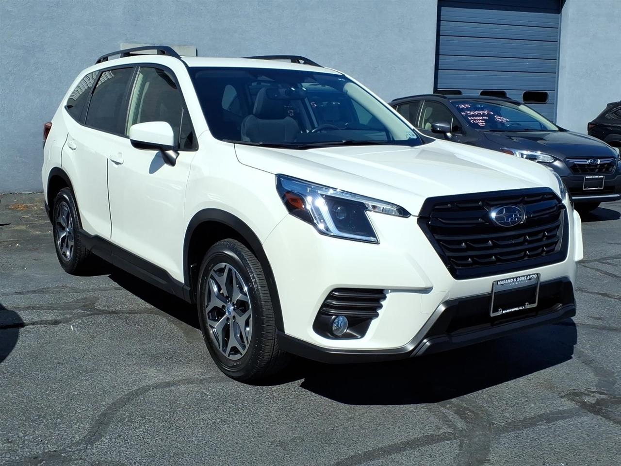 Subaru Forester Premium CVT 2023