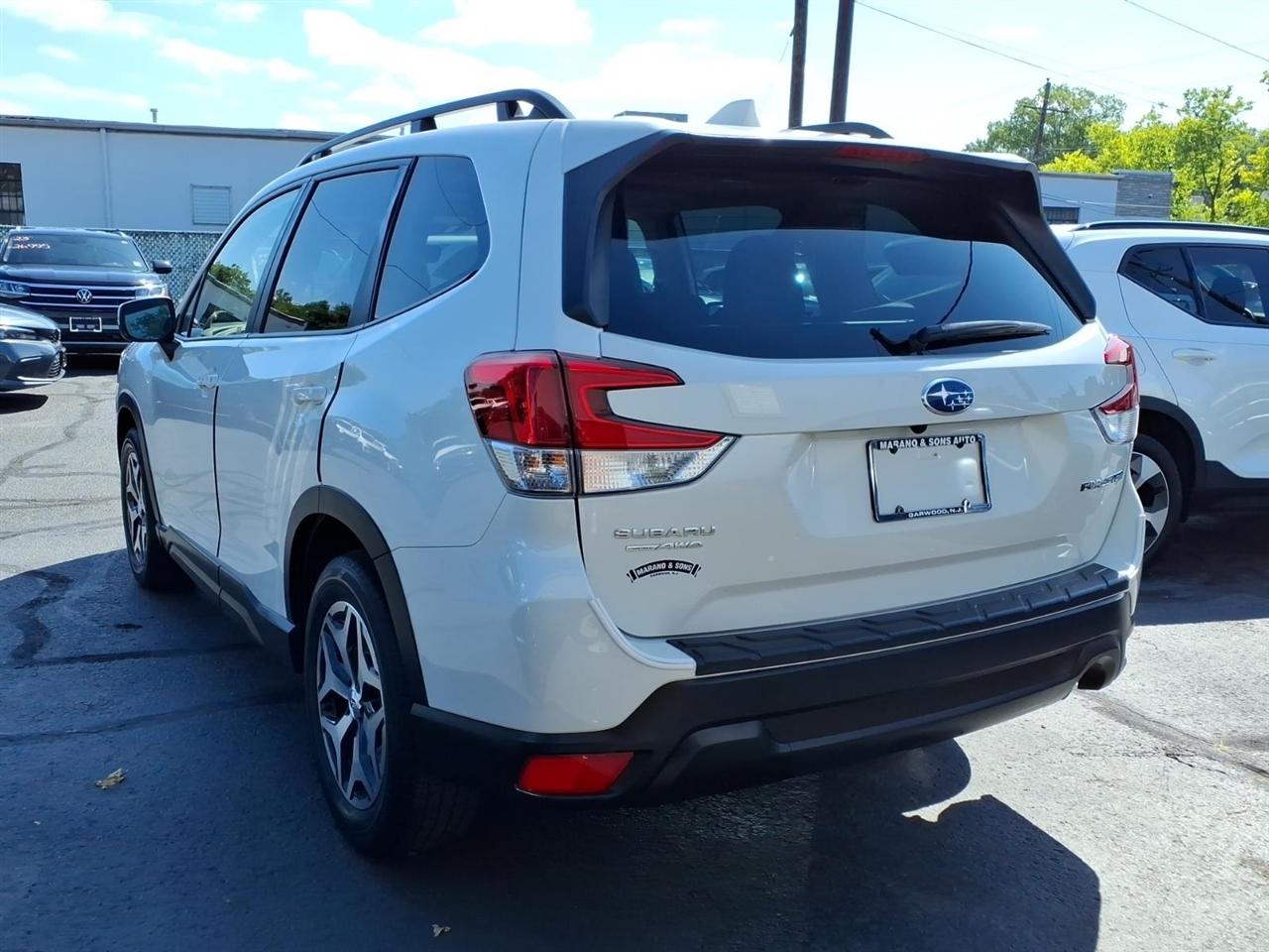 Subaru Forester Premium CVT 2023