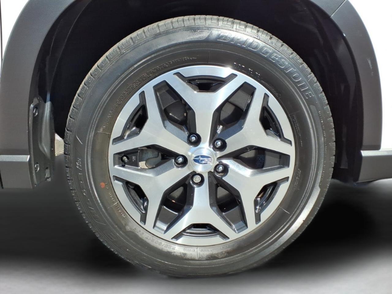 Subaru Forester Premium CVT 2023
