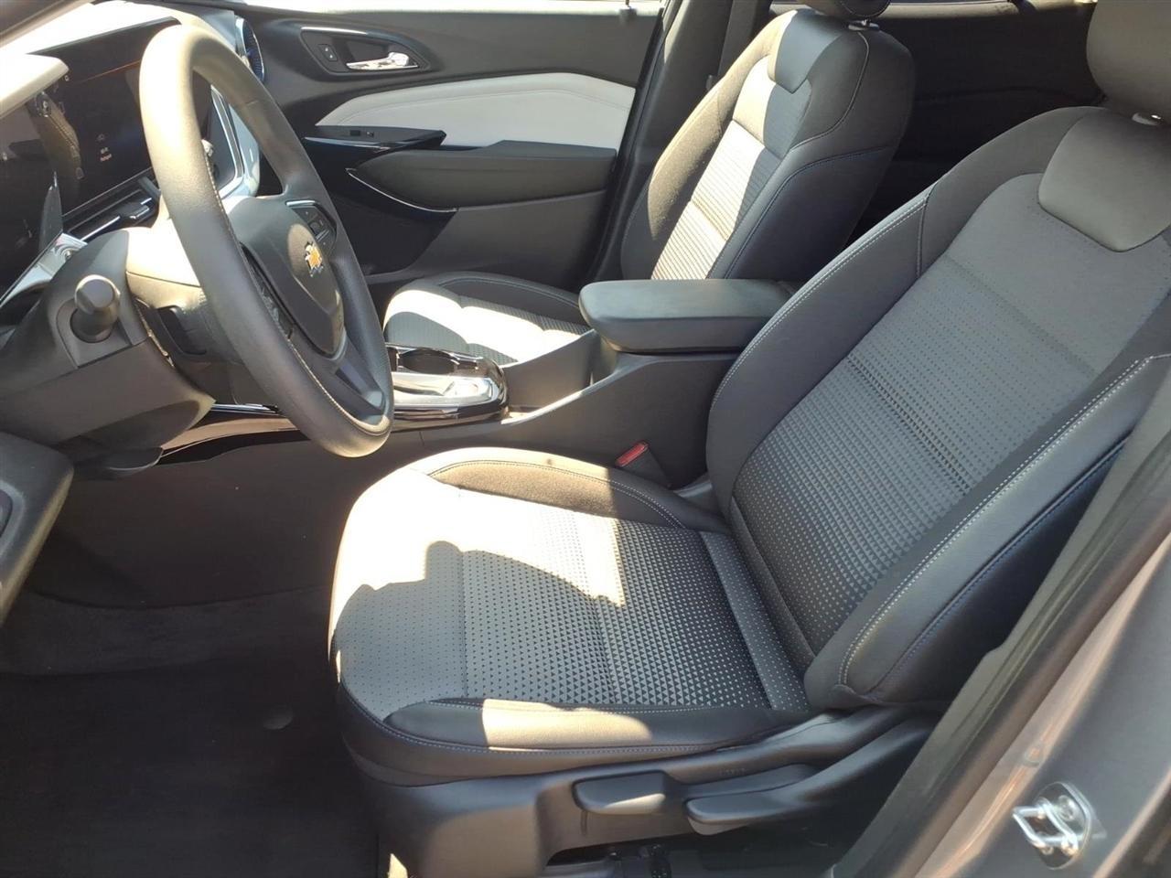 Chevrolet Trax FWD 4dr LT 2026