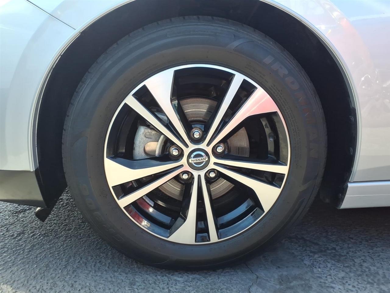 Nissan Sentra SV CVT 2023