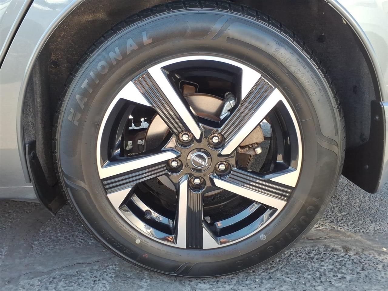 Nissan Sentra SV CVT 2024