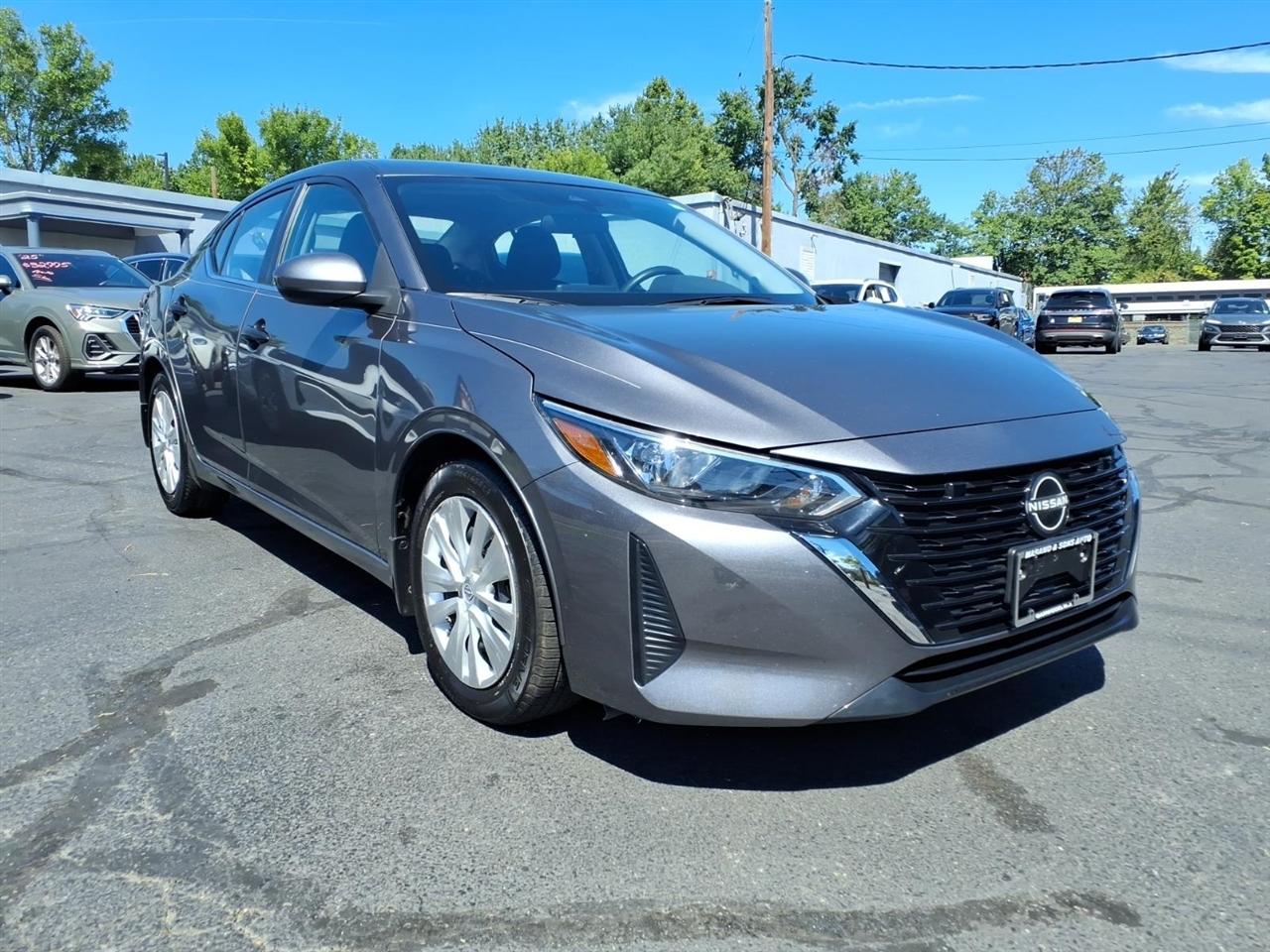Nissan Sentra S CVT 2024
