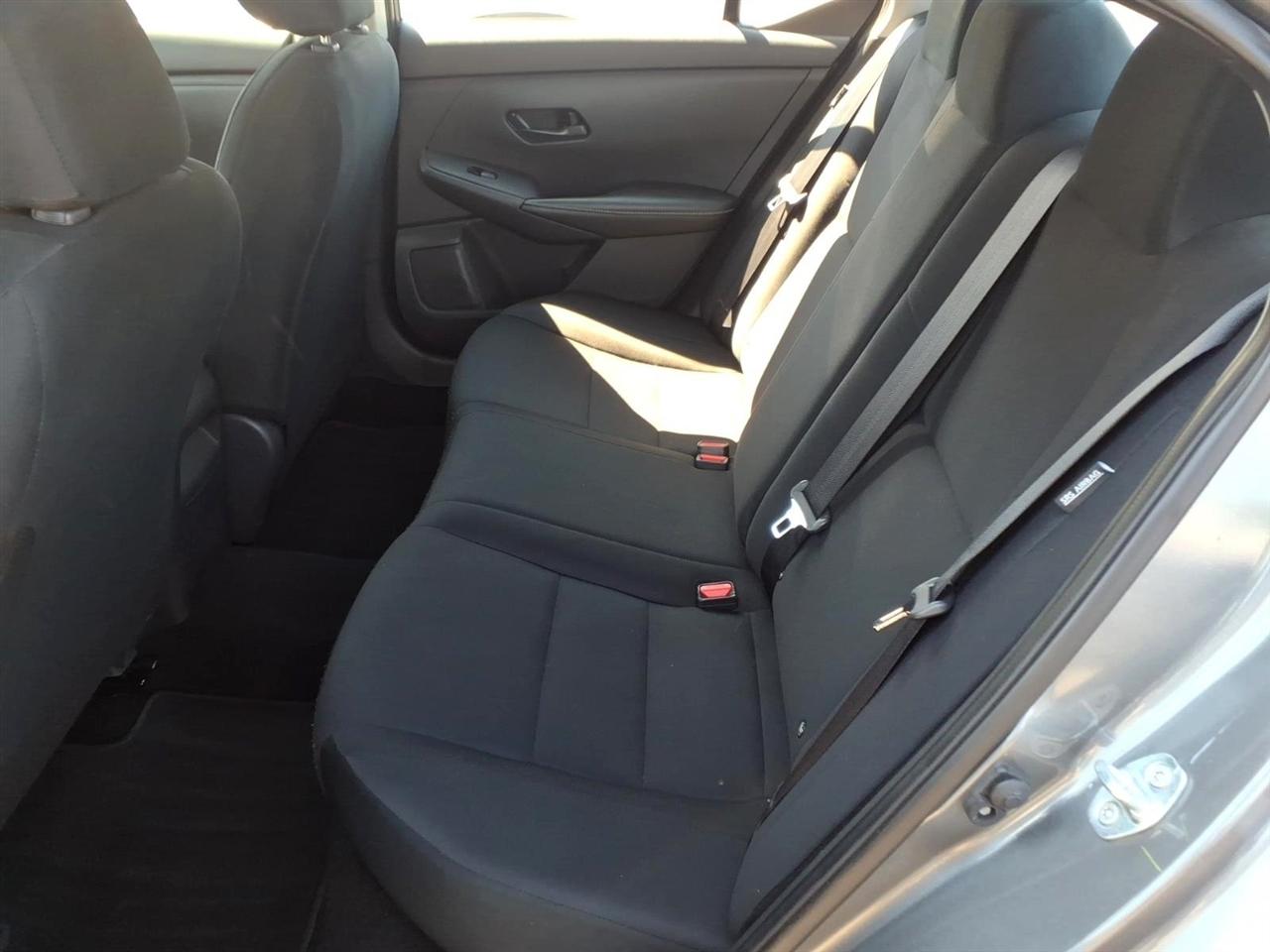 Nissan Sentra S CVT 2024