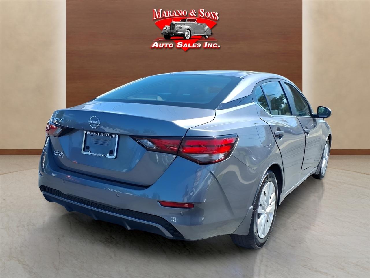 Nissan Sentra S CVT 2024
