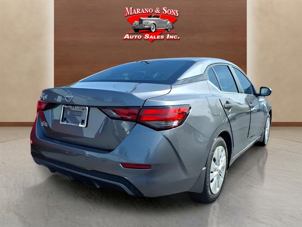 Nissan Sentra S CVT 2024