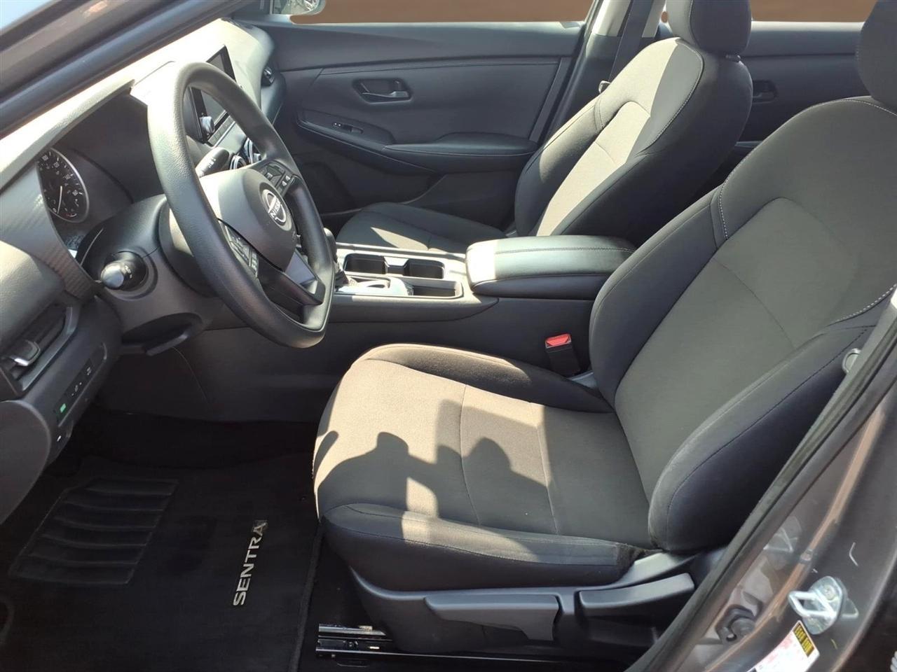 Nissan Sentra S CVT 2024