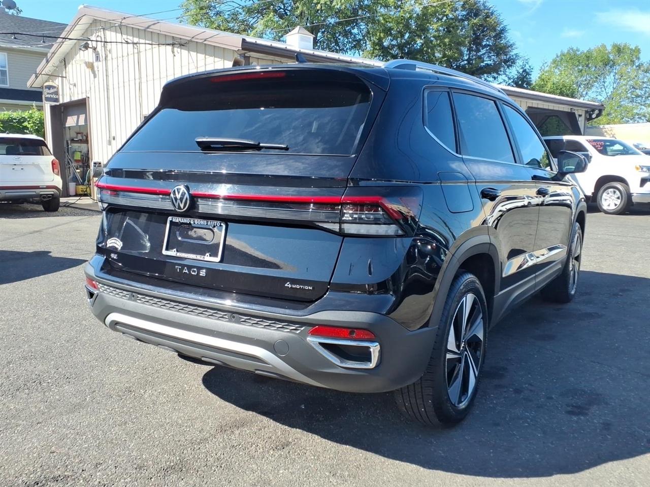Volkswagen Taos SE 4Motion 2026
