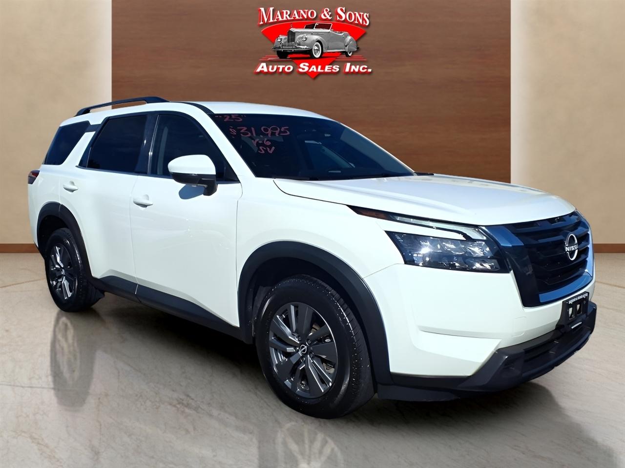 Nissan Pathfinder SV 4WD 2025
