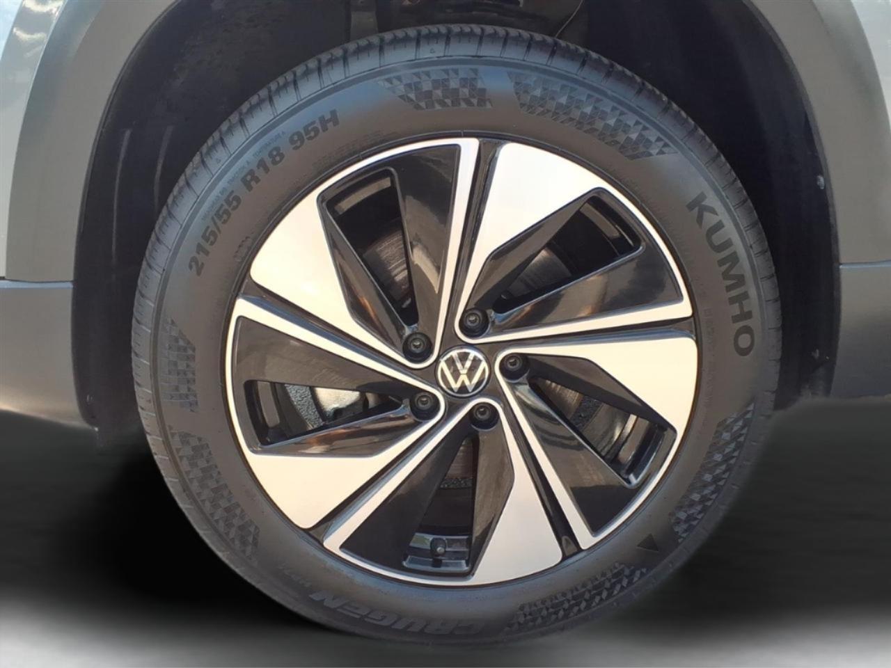 Volkswagen Taos SE 4Motion 2026