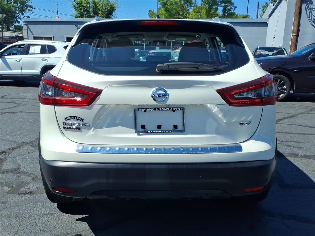 Nissan Rogue Sport FWD SV 2020