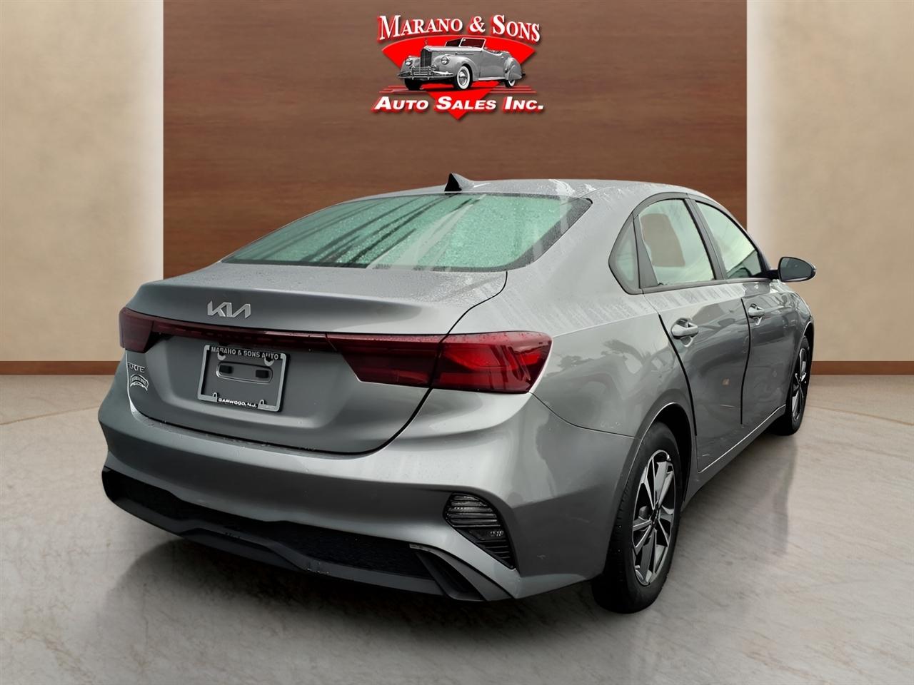 Kia Forte LXS IVT 2023