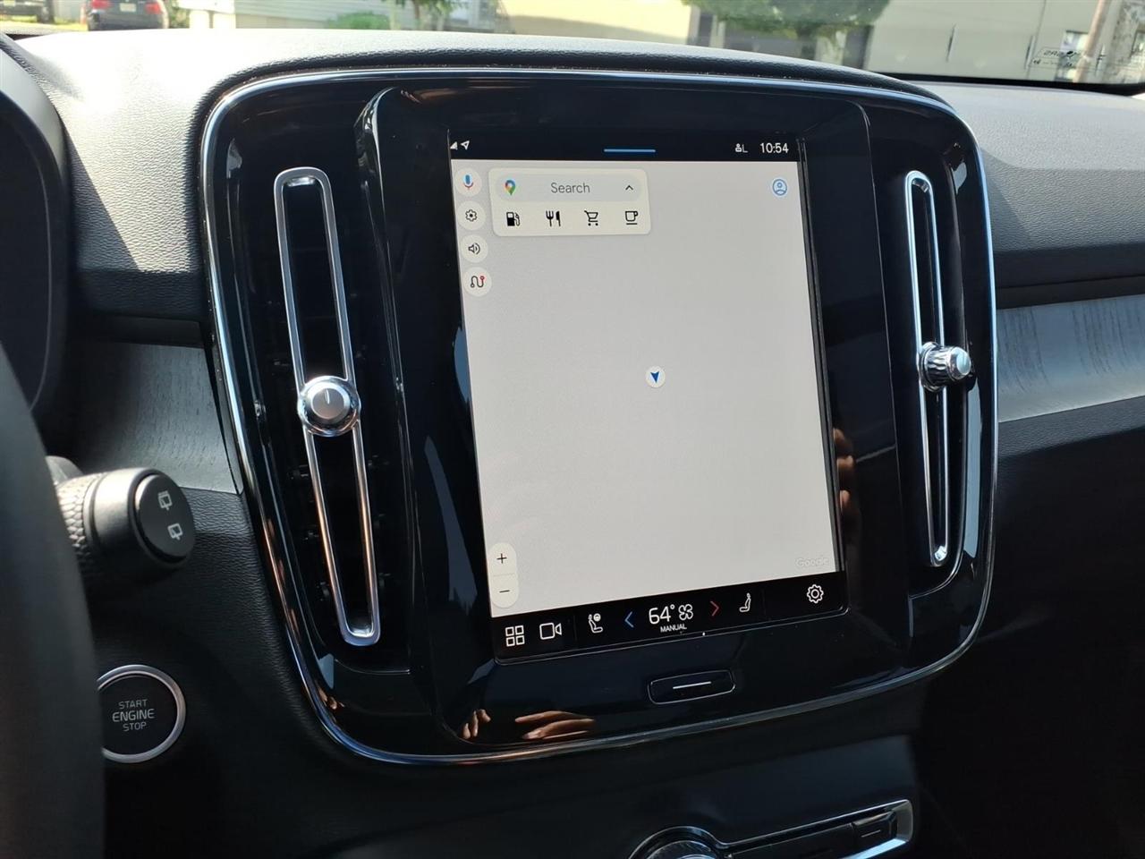 Volvo XC40 B5 AWD Plus Bright Theme 2024