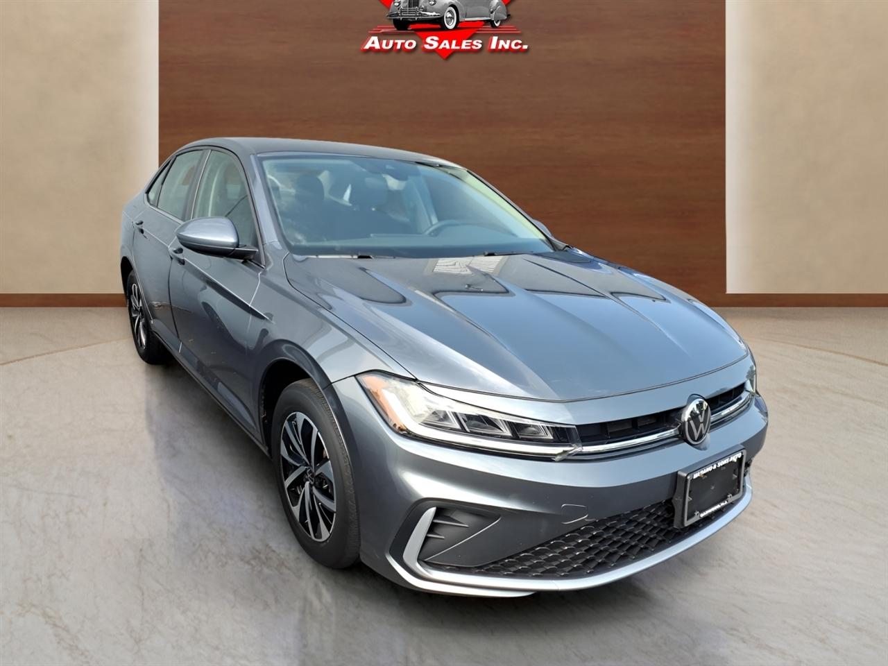 Volkswagen Jetta SE Auto 2025