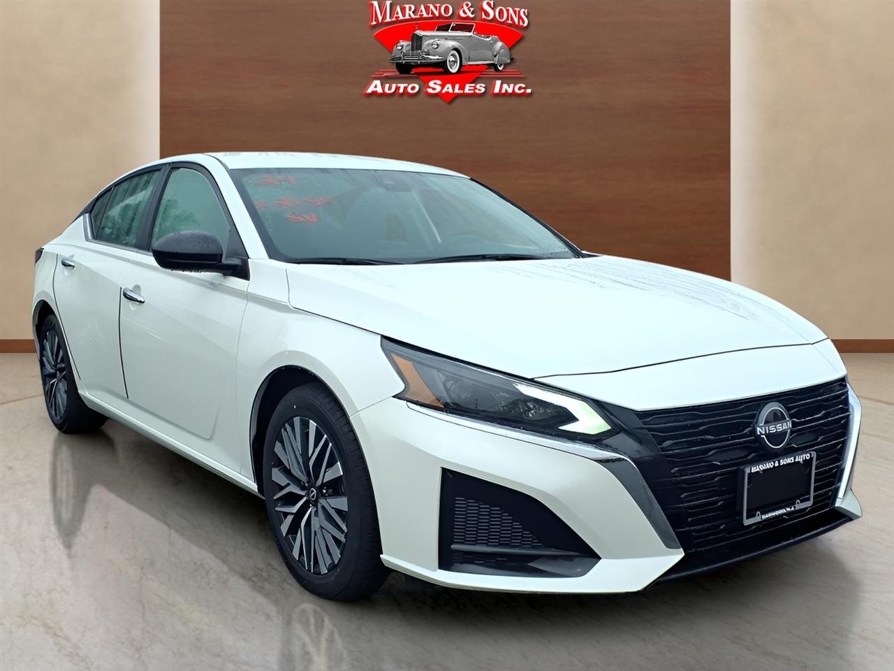 Nissan Altima 2.5 SV Sedan 2024