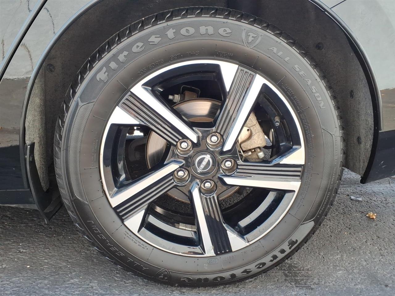 Nissan Sentra SV CVT 2024