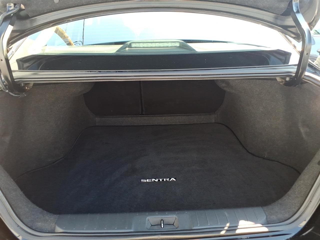 Nissan Sentra SV CVT 2024