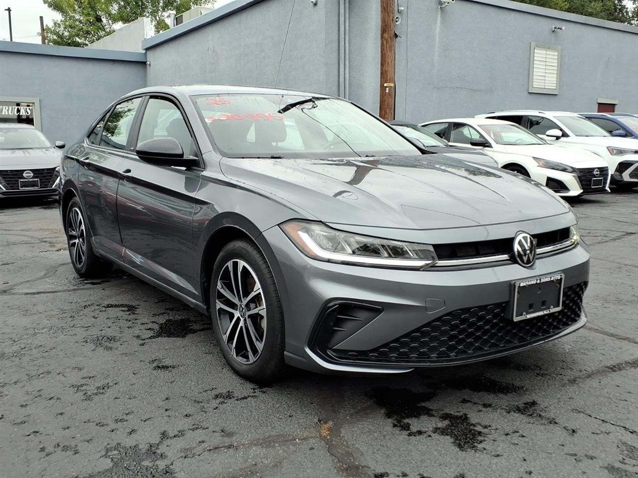 Volkswagen Jetta Sport Auto 2025