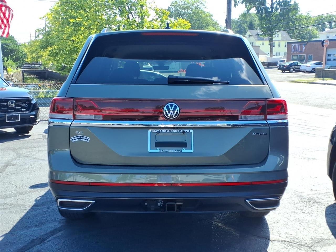 Volkswagen Atlas 2.0T SE w/Technology 4MOTION 2026