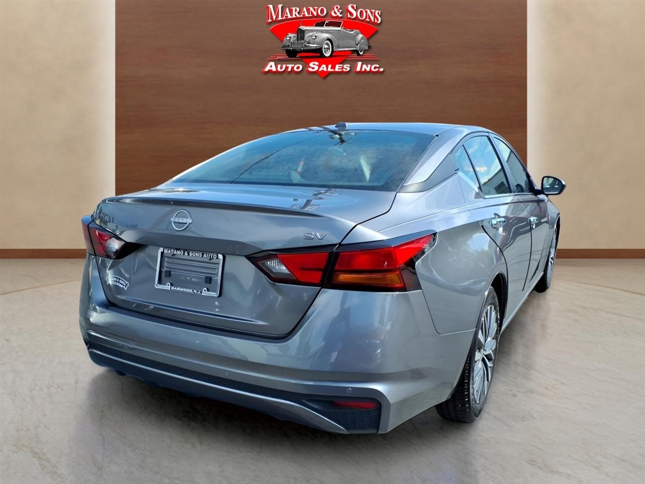Nissan Altima 2.5 SV Sedan 2024
