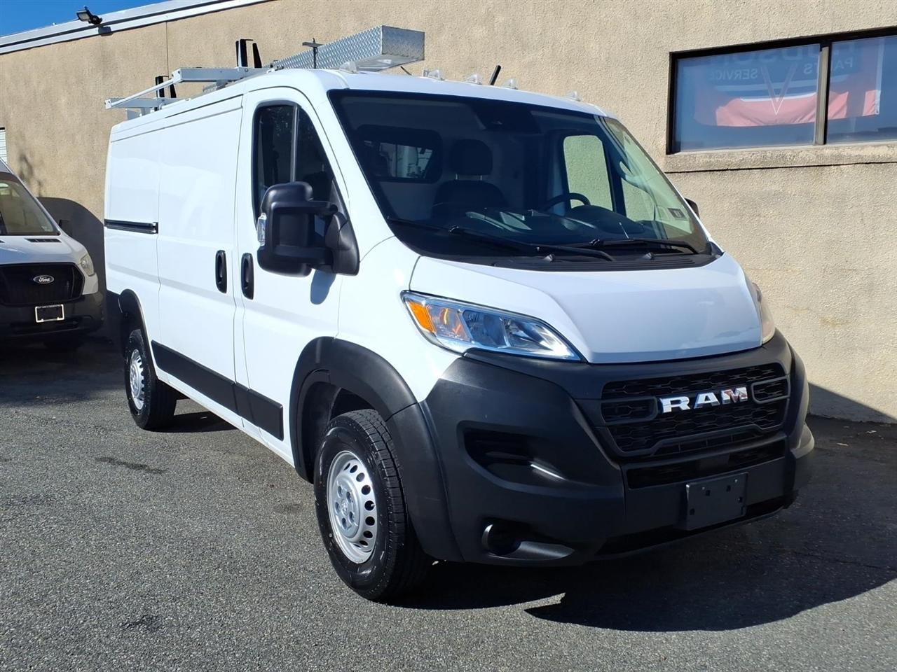 Ram Truck ProMaster Cargo Van Tradesman 2500 Low Roof 136" WB w/Pass Seat 2024