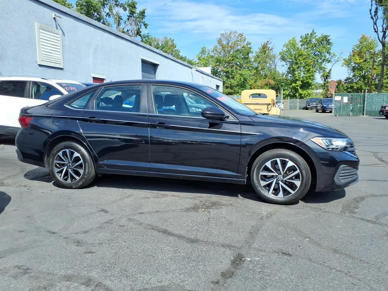 Volkswagen Jetta S Auto 2024