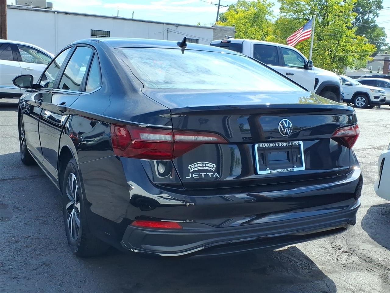 Volkswagen Jetta S Auto 2024