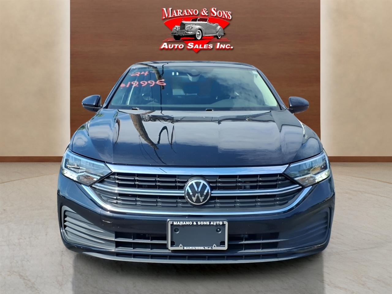 Volkswagen Jetta S Auto 2024