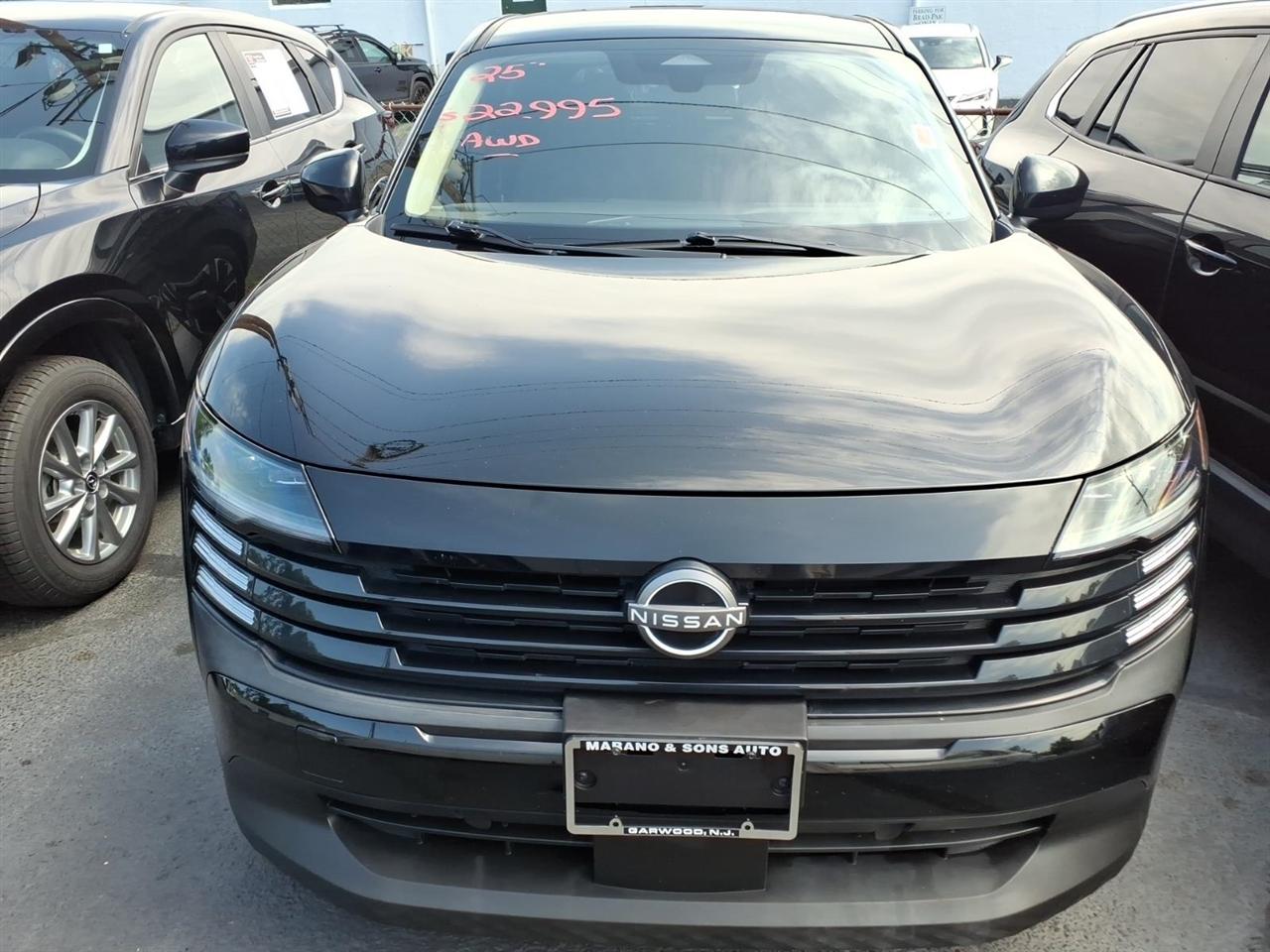 Nissan Kicks SV AWD 2025
