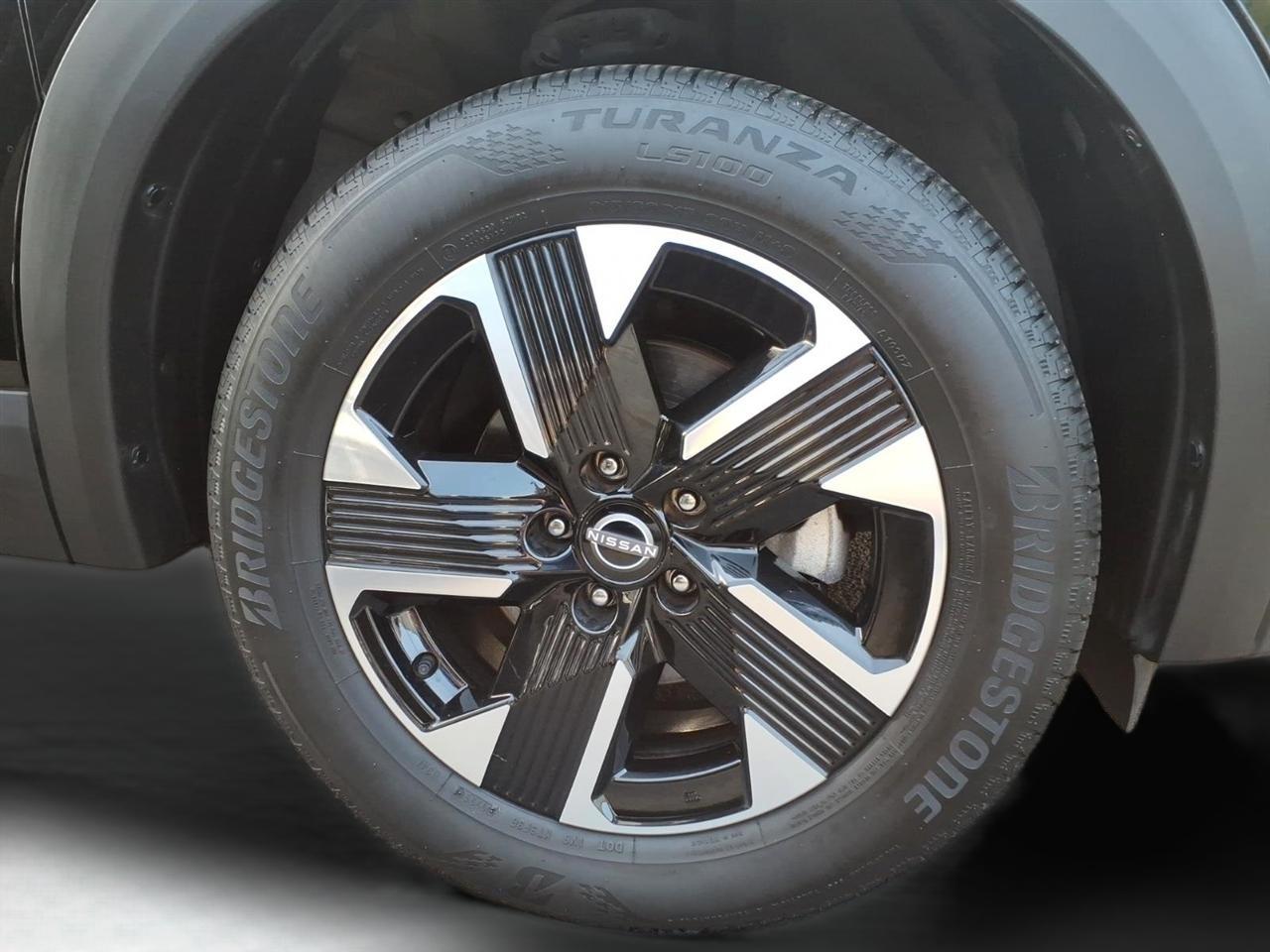Nissan Kicks SV AWD 2025